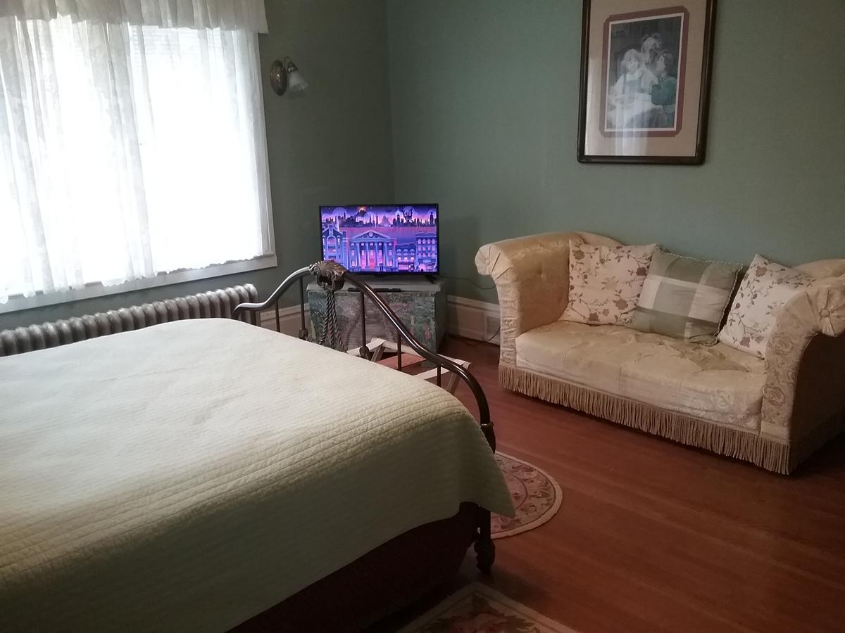 Hanover House Bed And Breakfast Ниагара-Фолс Экстерьер фото