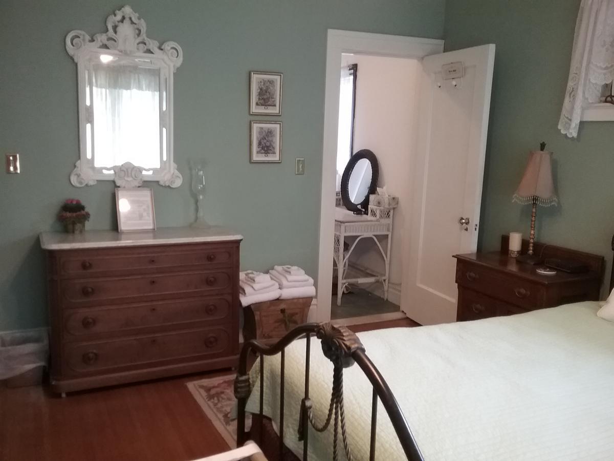 Hanover House Bed And Breakfast Ниагара-Фолс Экстерьер фото