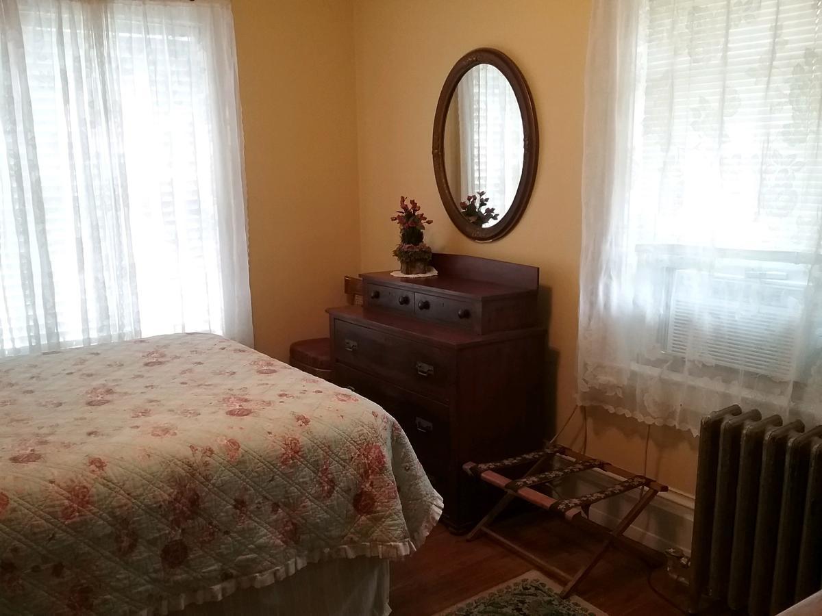 Hanover House Bed And Breakfast Ниагара-Фолс Экстерьер фото