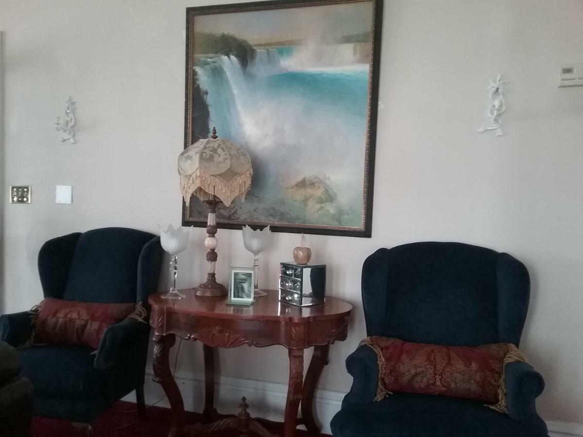 Hanover House Bed And Breakfast Ниагара-Фолс Экстерьер фото