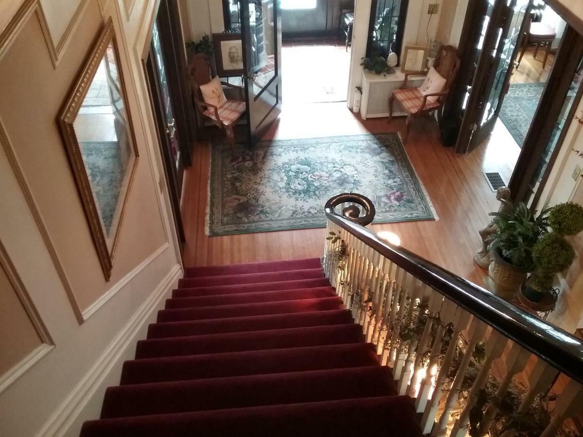 Hanover House Bed And Breakfast Ниагара-Фолс Экстерьер фото